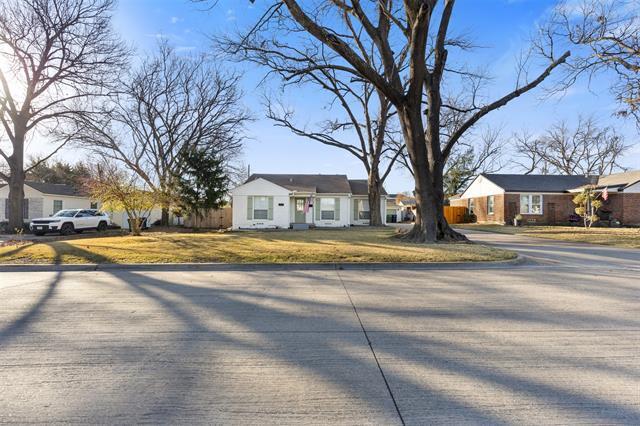 Foto del edificio - 1316 Linden Ln