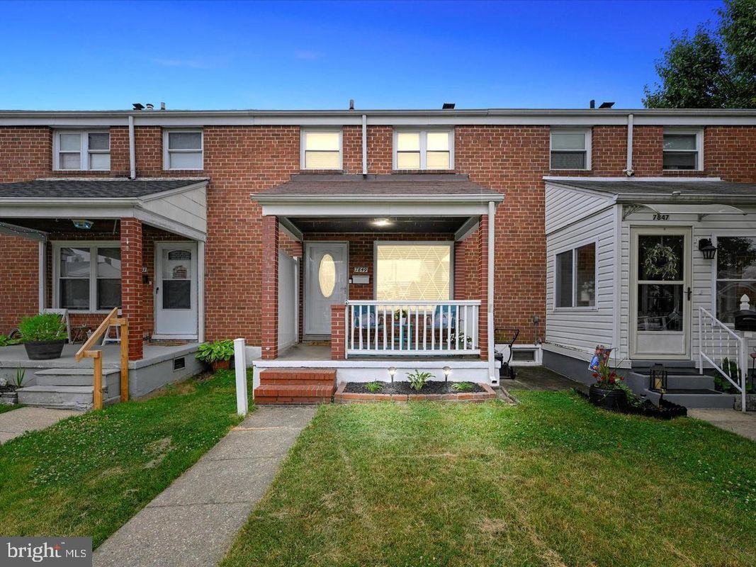 Foto principal - 7849 Charlesmont Rd