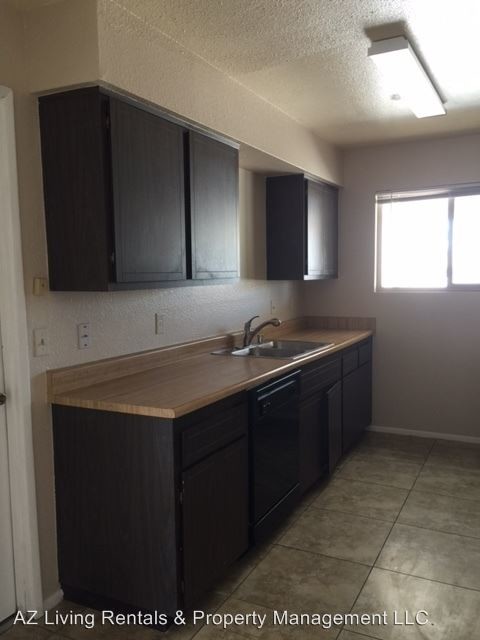 Building Photo - 641 Chemehuevi Plz