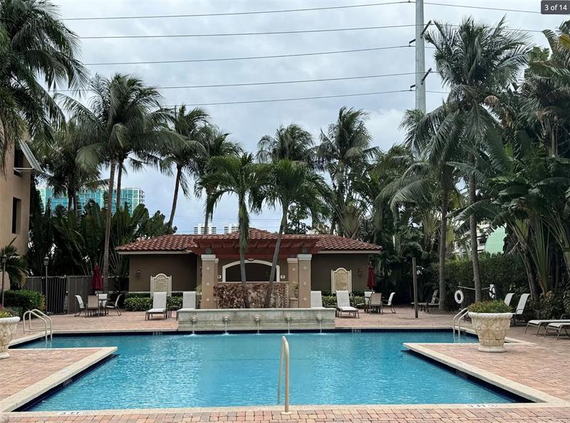Foto del edificio - 616 Clearwater Park Rd
