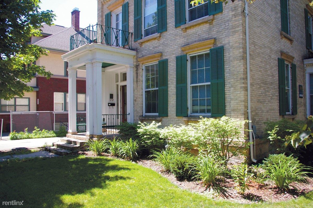 Foto principal - 420 N Carroll St