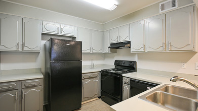 The Hub At Baton Rouge Apartment Homes Rentals - Baton Rouge, La 