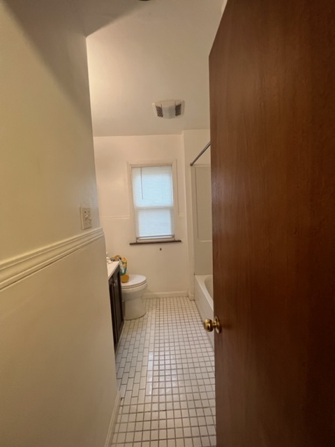Building Photo - 227 Beeler Dr