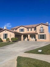 Building Photo - 1229 Amaryllis Way