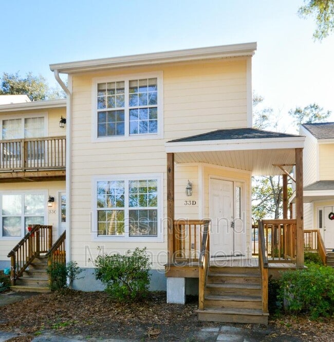 Building Photo - 33 Brockman Dr