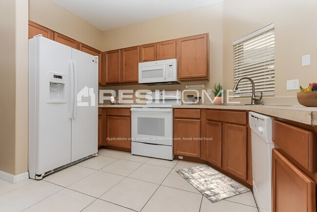 Building Photo - 4150 Winding Vine Dr