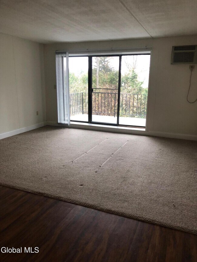 Foto del edificio - 151 Jefferson St