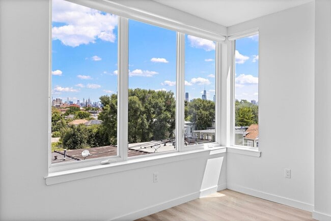 Building Photo - 306 Bergen Ave