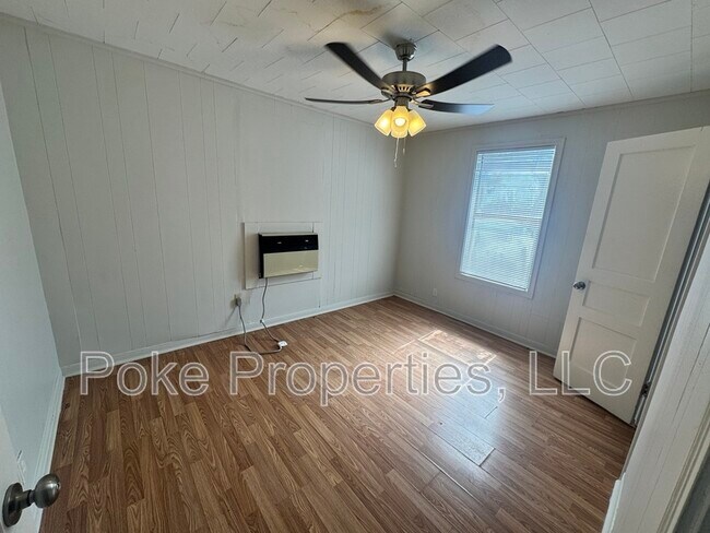 Foto del edificio - 2233 Lilly St