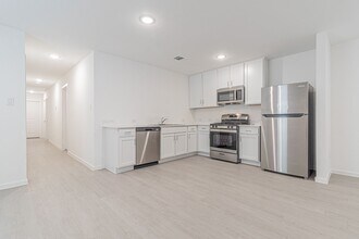 Building Photo - 3726 Glade Crk