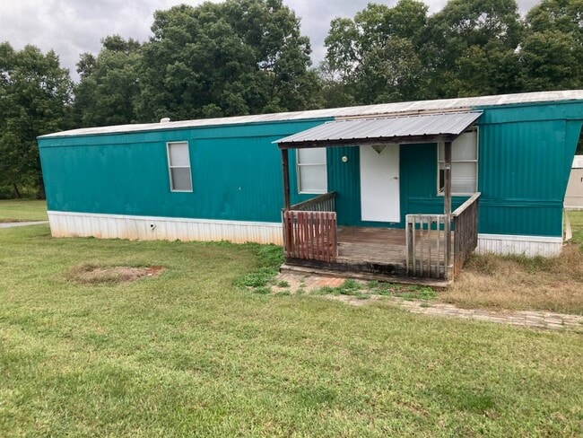 Building Photo - 132 Gantt Rd