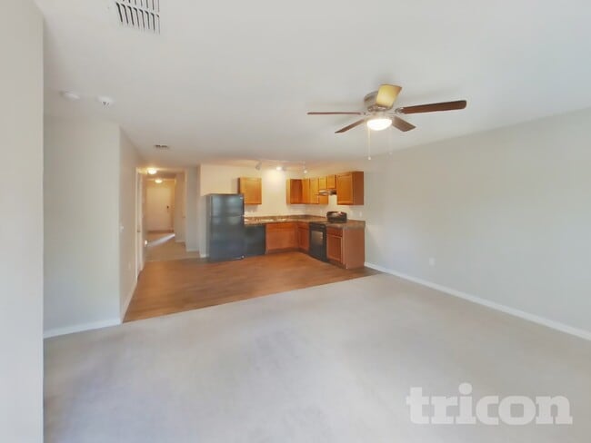Building Photo - 2491 Stanton Ave