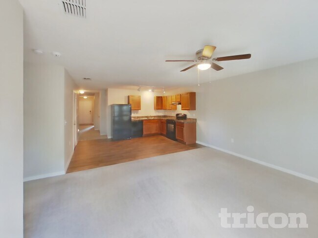 Foto del edificio - 2491 Stanton Ave