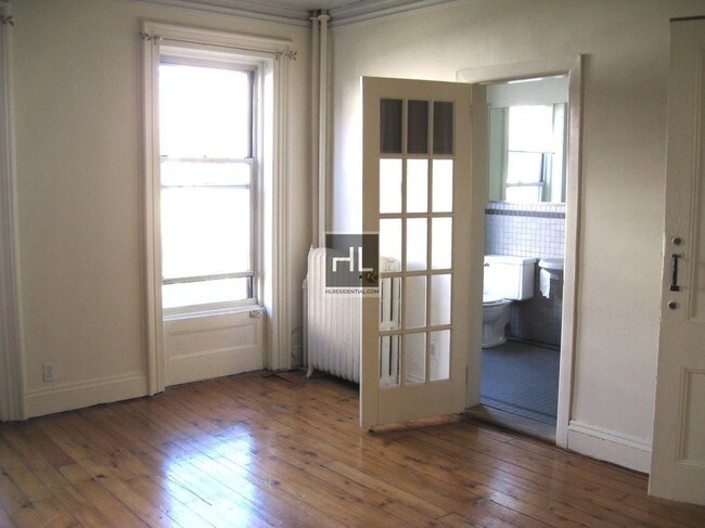Building Photo - 369 Bergen St