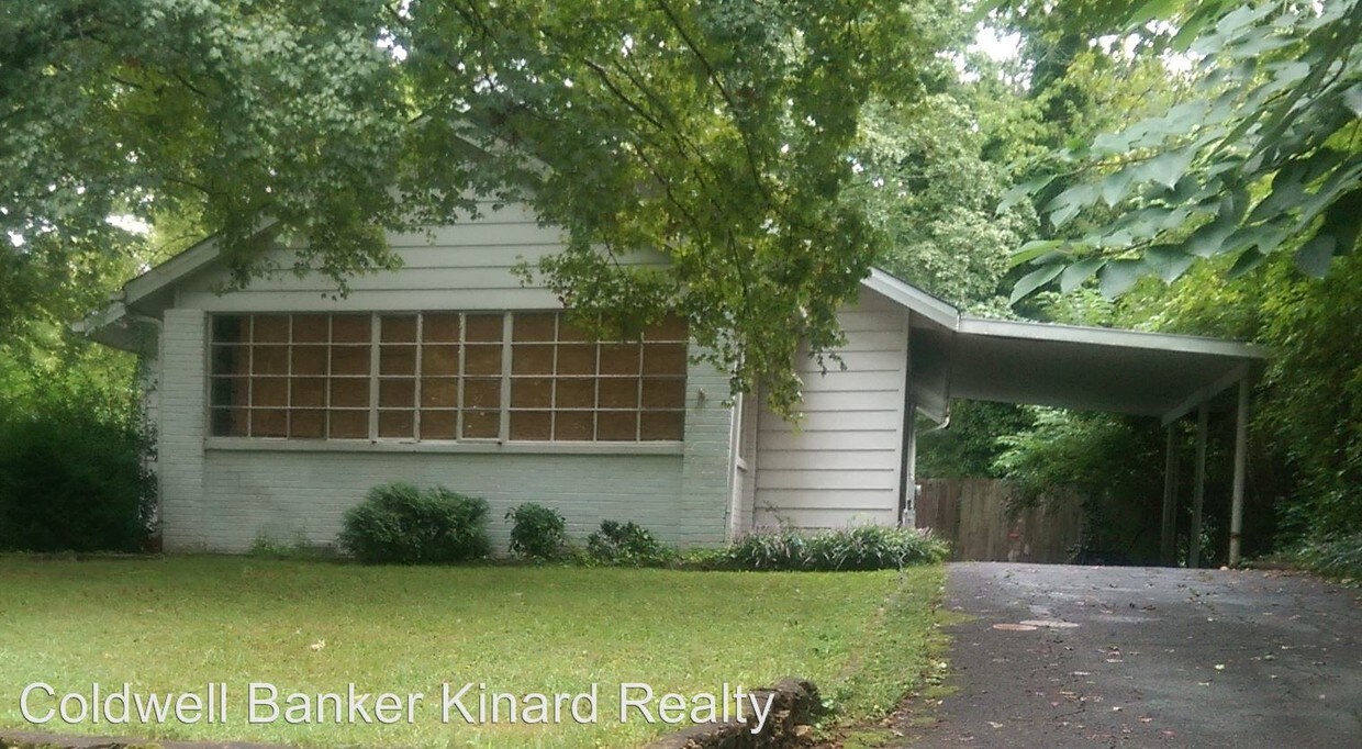 Primary Photo - 2 br, 2 bath House - 413 Crest Drive SW