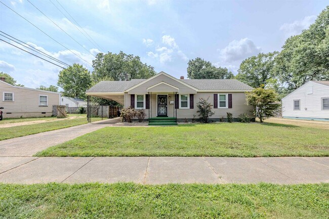 Building Photo - 4463 Ferndale Rd
