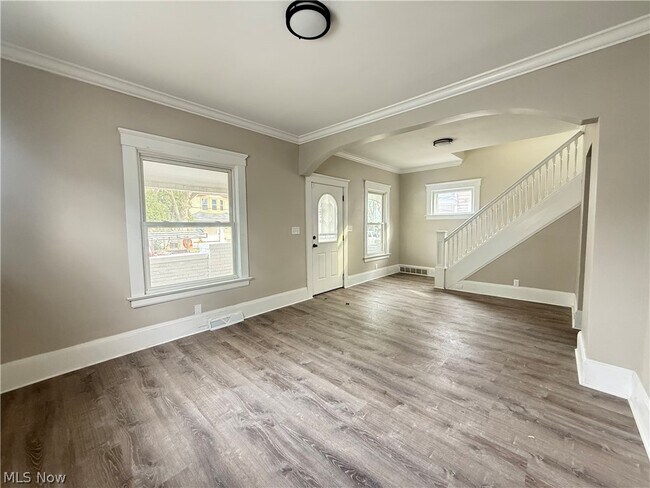 Foto del edificio - 3876 W 17th St