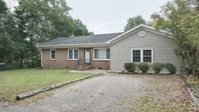 Building Photo - 43 Corley Ave