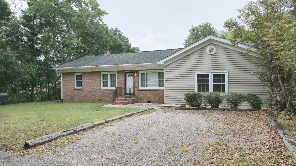 Foto principal - 43 Corley Ave