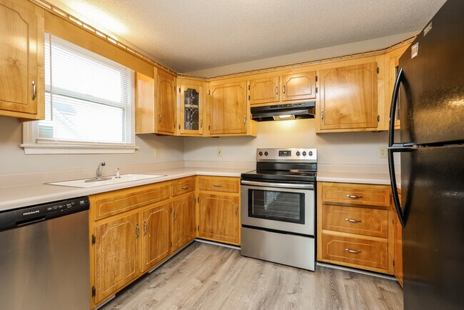 Foto del edificio - 3507 Clearwater Dr