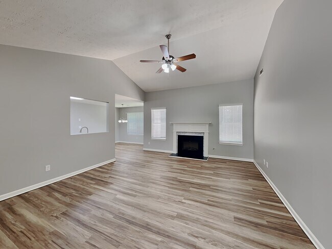 Building Photo - 128 Goldleaf Dr