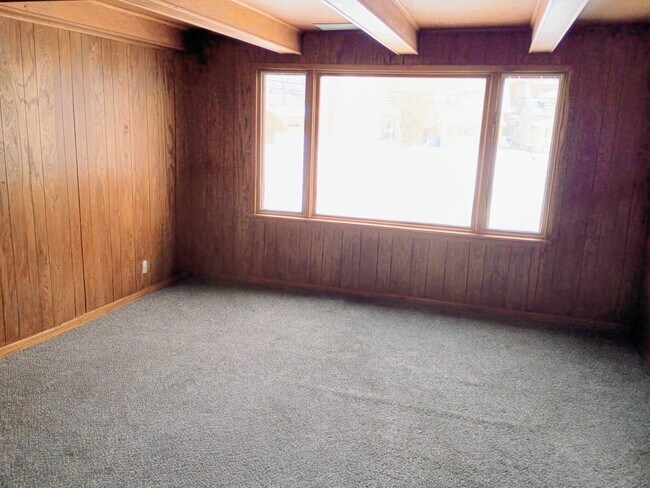 Foto del edificio - 839 1st St NE