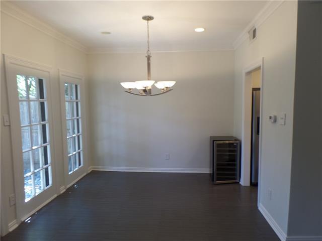 Foto del edificio - 3922 N Hall St