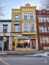Building Photo - 713 W. Wrightwood