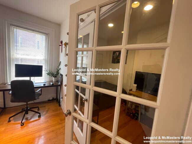 Foto del edificio - 278 Newbury St