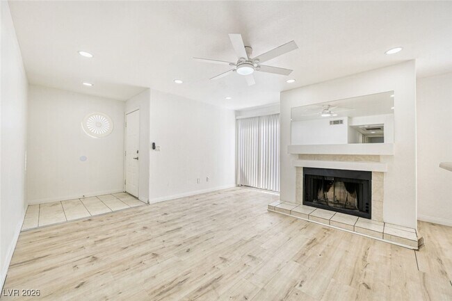 Building Photo - 2972 Juniper Hills Blvd