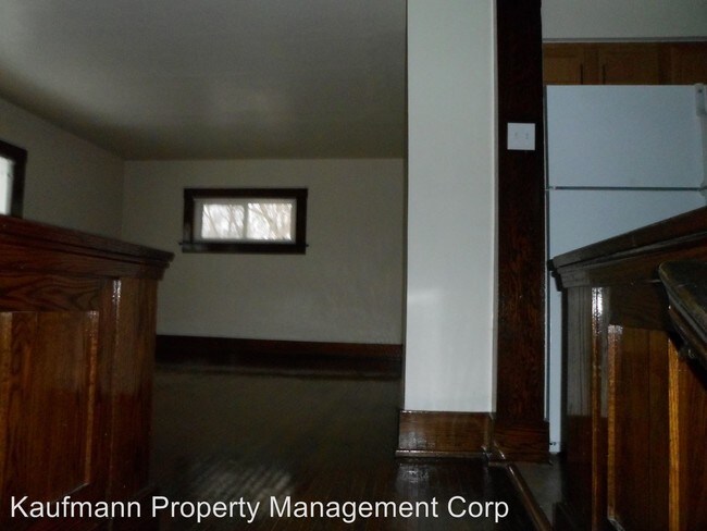 Building Photo - 939 Lincoln Ave