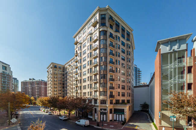 Building Photo - Lionsgate Condominiums