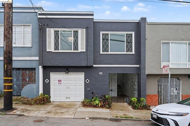 Building Photo - 519 Garfield St
