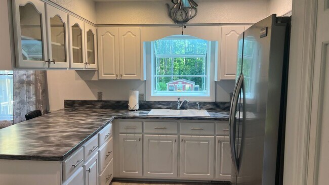 Foto del edificio - 6117 Countryview Ln