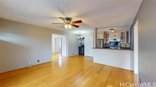 Building Photo - 46-1065-1065 Emepela Wy