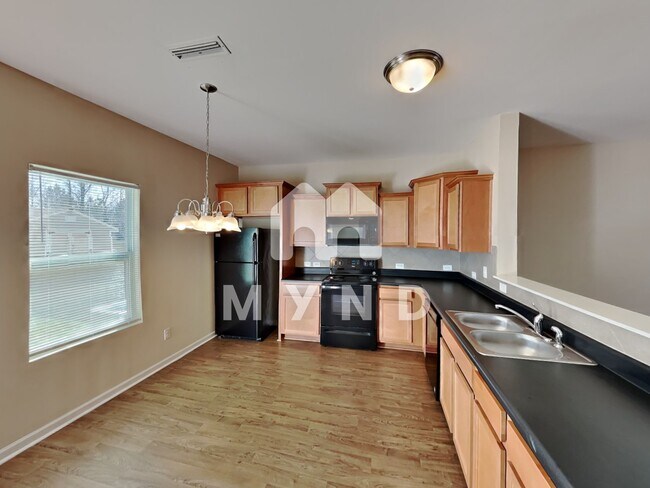 Building Photo - 814 Sarah Laura Ln