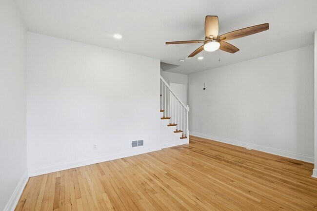 Foto del edificio - 3770 Ravenwood Ave