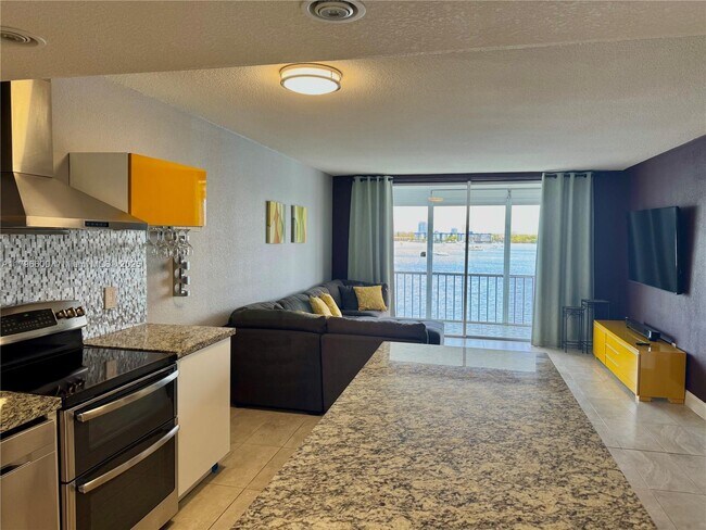 Building Photo - 3000 Marcos Dr