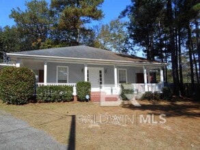 Building Photo - 104 Clay Cir