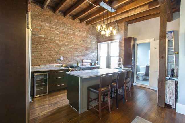 Foto del edificio - 1870 Commonwealth Ave