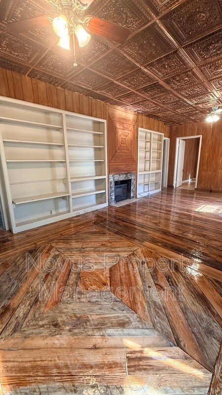 Foto del edificio - 1664 Poplar Rd