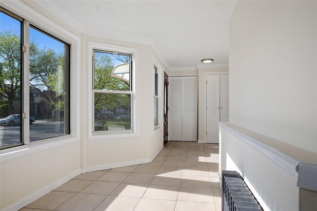 Foto del edificio - 73-33 188th St
