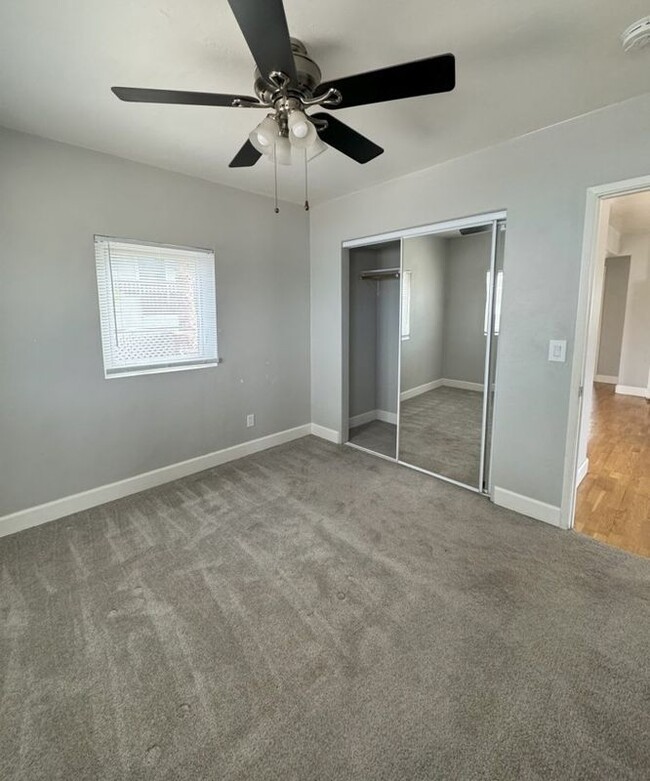 Building Photo - 919 2nd St