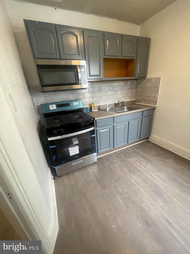 Foto principal - 725 E Cornwall St