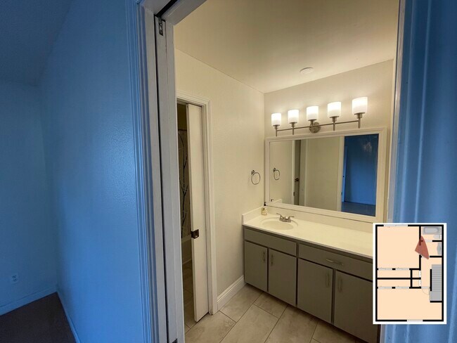 Master Bath - 4482 San Juan Ave