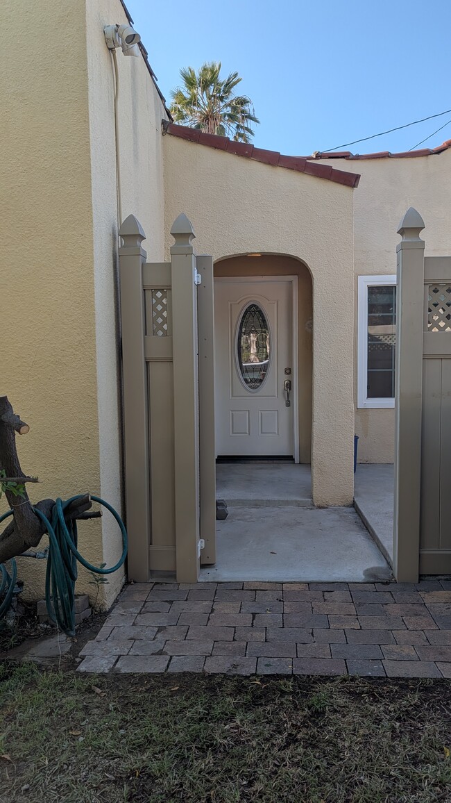 Foto del edificio - 1203 N Kenilworth Ave