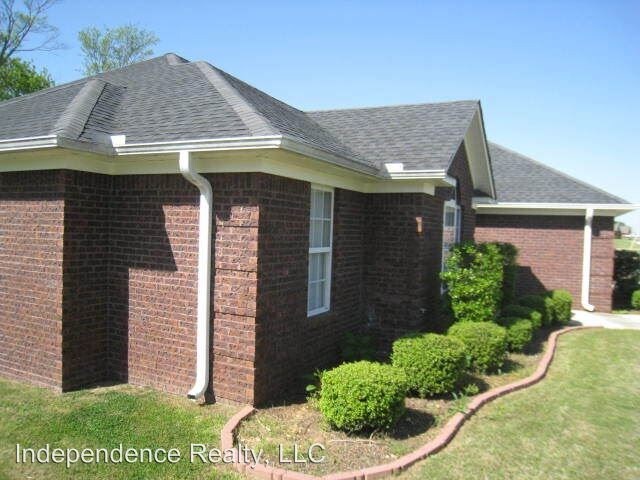Primary Photo - 3 br, 2 bath House - 132 Bucks Pocket Drive