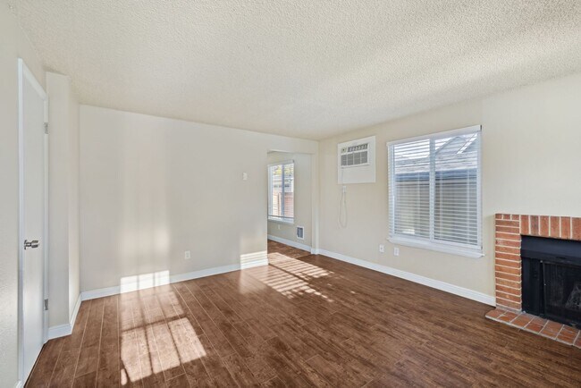 Foto del edificio - Gooding Duplex