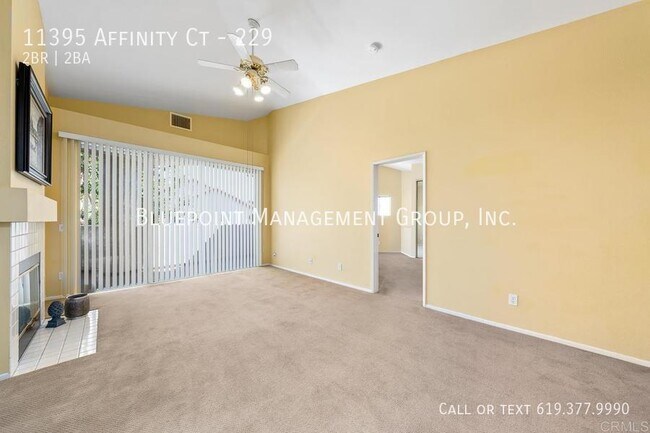 Building Photo - Scripps Ranch Condo