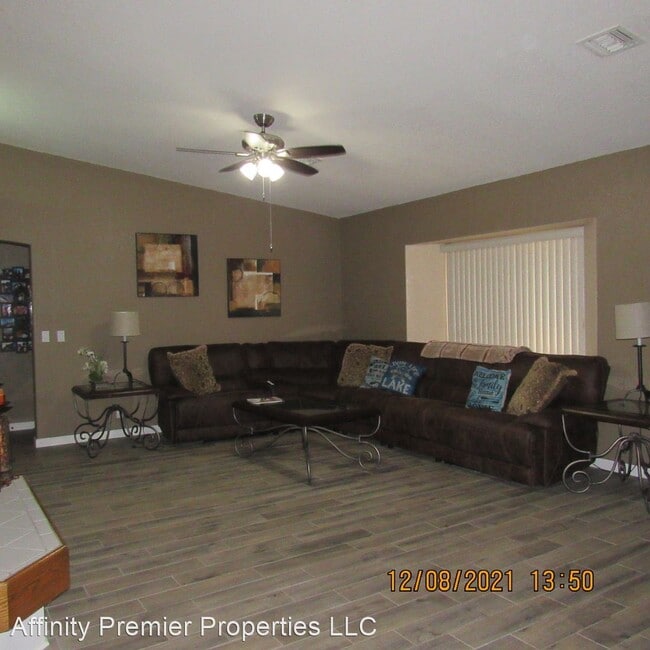 Building Photo - 3 br, 2 bath House - 192 Mescal Loop